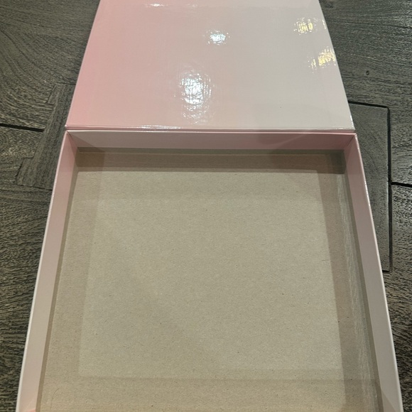 Dana Rebecca Designs Collectors Boxes-Excellent Condition - Picture 3 of 3
